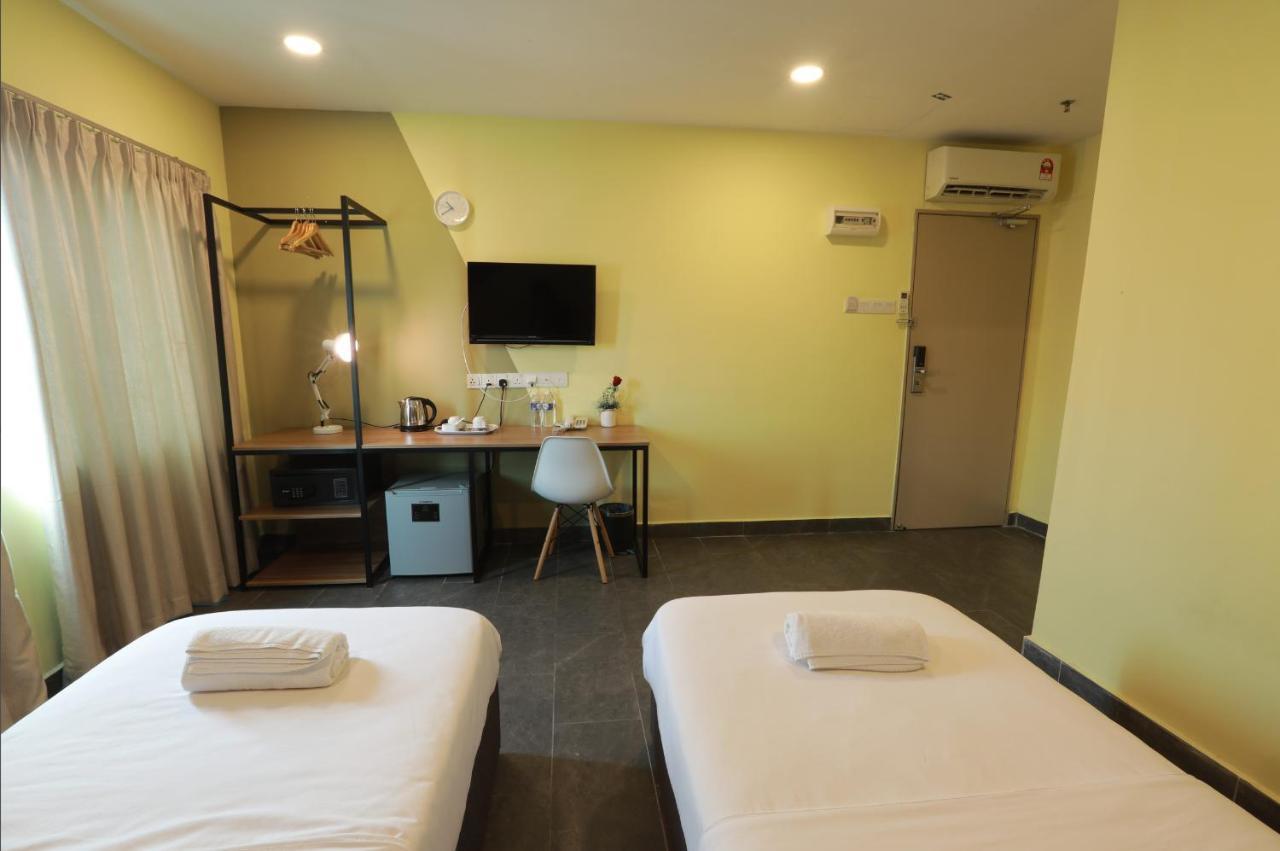 T-Hotel Mont Kiara Kuala Lumpur Buitenkant foto