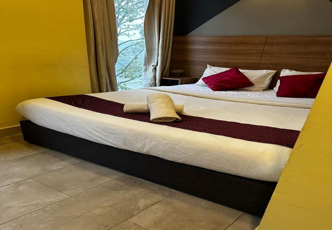 T-Hotel Mont Kiara Kuala Lumpur Buitenkant foto