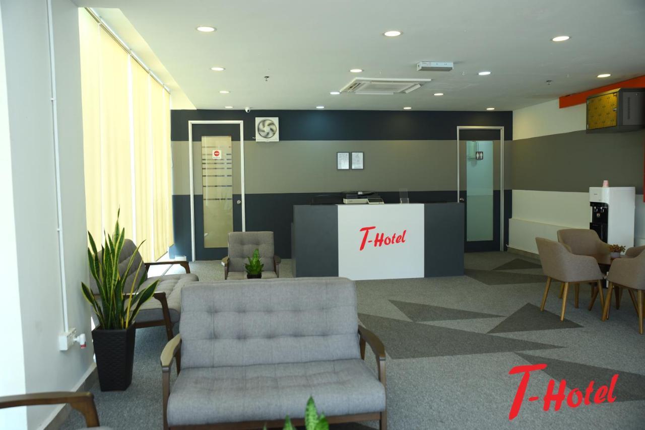 T-Hotel Mont Kiara Kuala Lumpur Buitenkant foto